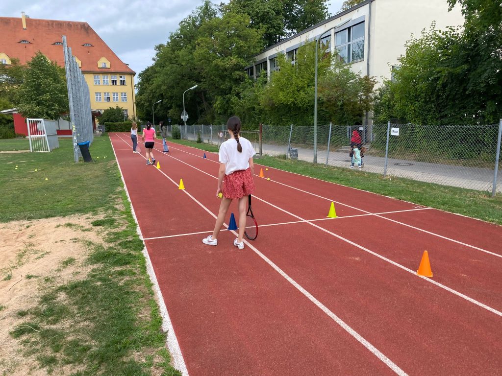 Städt Elsa Brändström Gymnasium München Ausbildungsrichtung Sg Ntg www.elsa.musin.de
